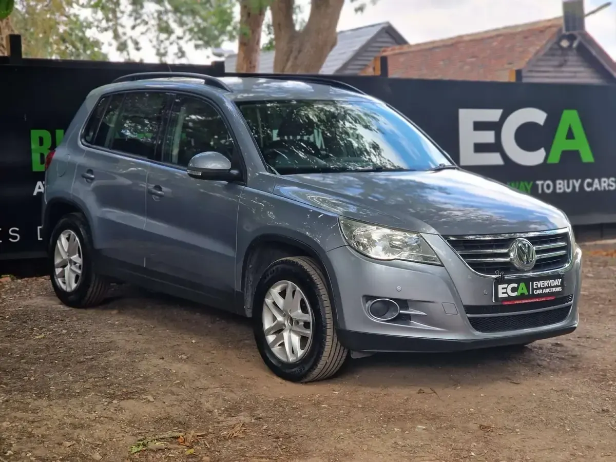 Used VW Tiguan S 140 HP (102 kW) 2010 Grey SUV