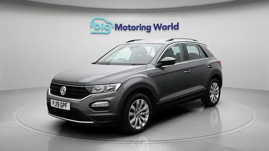 Used VW T-Roc SE 115 HP (84 kW) 2019 Grey SUV