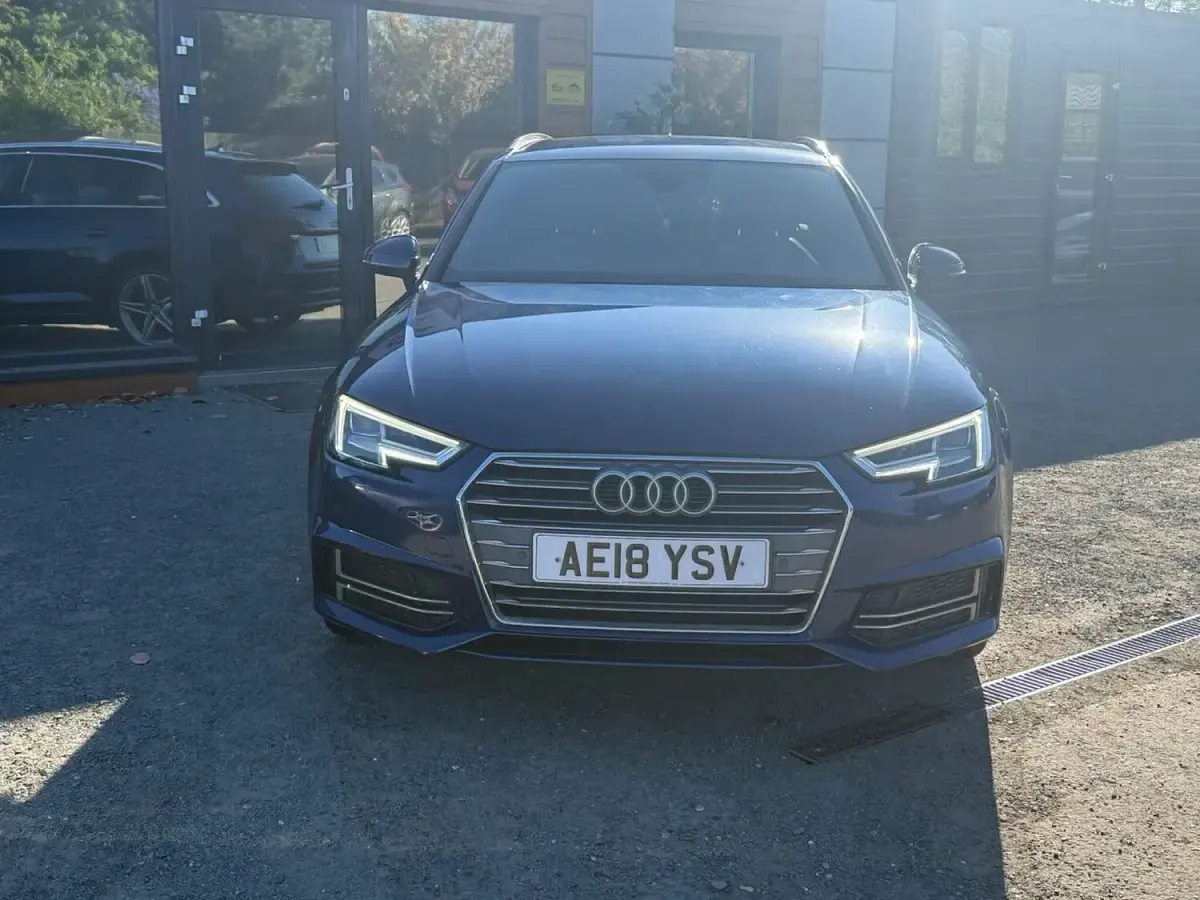 Used Audi A4 S-Line 190 HP (139 kW) 2018 Blue Estate