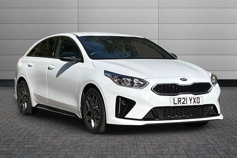 White Used 2021 Kia ProCeed 2 Hatchback | £16,050 (Fair price) - Image 1/3