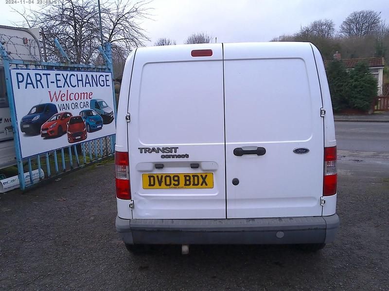 Used Ford Transit Connect 75 HP (55 kW) 2009 White MPV