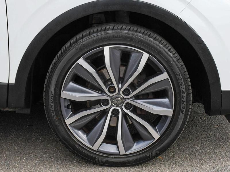 White Used 2020 Renault Kadjar Version S SUV | £11,896 (Fair price) - Image 1/4