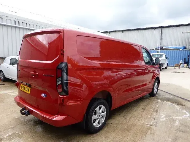 Used Ford Transit Custom Limited 150 HP (110 kW) 2024 Artisan red Van