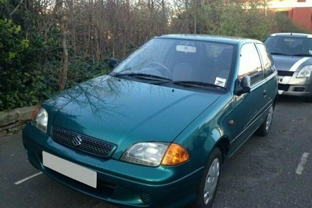 Used 2002 Suzuki Swift Hatchback | £1,495 - Image 1/4