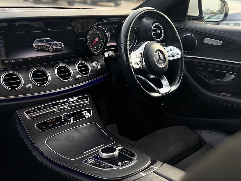 Used Mercedes E220 AMG line 194 HP (142 kW) 2018 White Estate