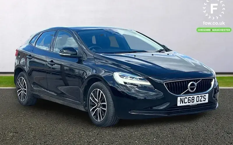 Usado Volvo V40 Momentum 122 CV (89 kW) 2019 Utilitario