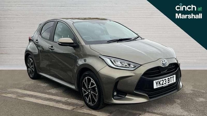 Other Used 2023 Toyota Yaris Hybrid Design Hatchback | £20,278 (A bit pricey) - Image 1/4