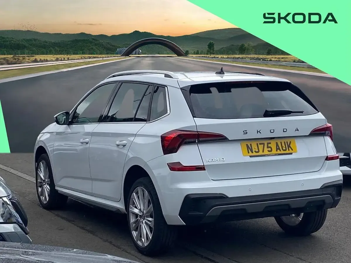 Used Skoda Kamiq SE L 116 HP (85 kW) 2025 White SUV