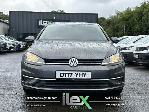 Used VW Golf VII SE 115 HP (84 kW) 2017 Grey Hatchback