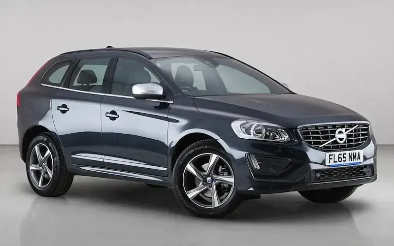 Used Volvo XC60 R-Design 190 HP (139 kW) 2015 SUV