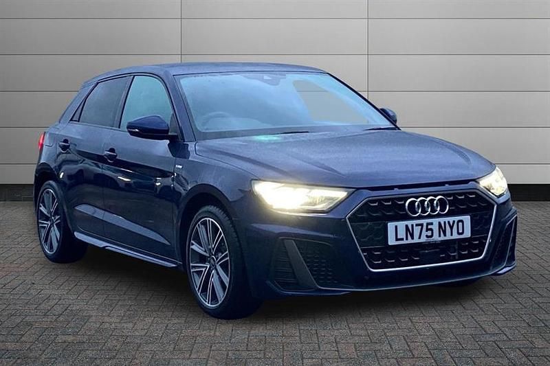 Used Audi A1 S-Line 116 HP (85 kW) 2025 Navarra blue SUV