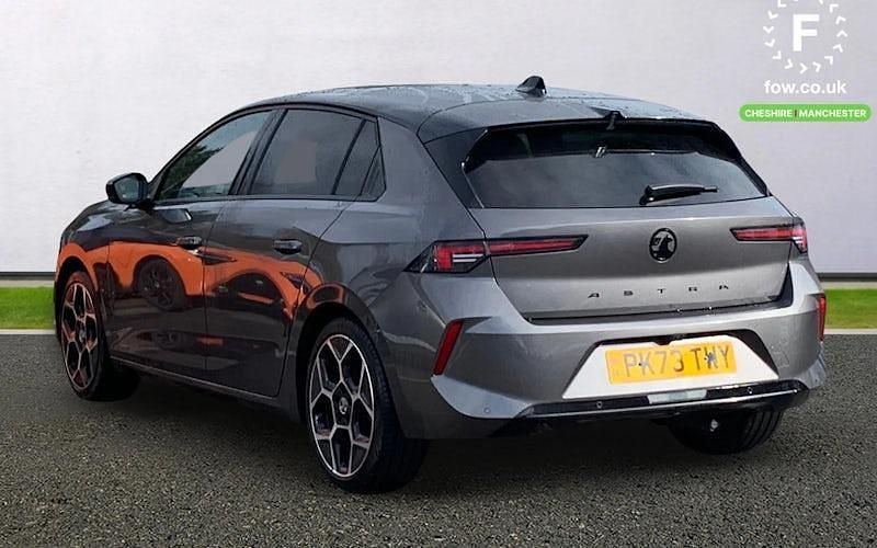 Used Vauxhall Astra Ultimate 131 HP (96 kW) 2025 Hatchback
