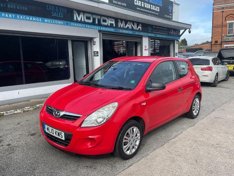 Red Used 2010 Hyundai i20 Classic Hatchback | £1,295 (Good price) - Image 1/4