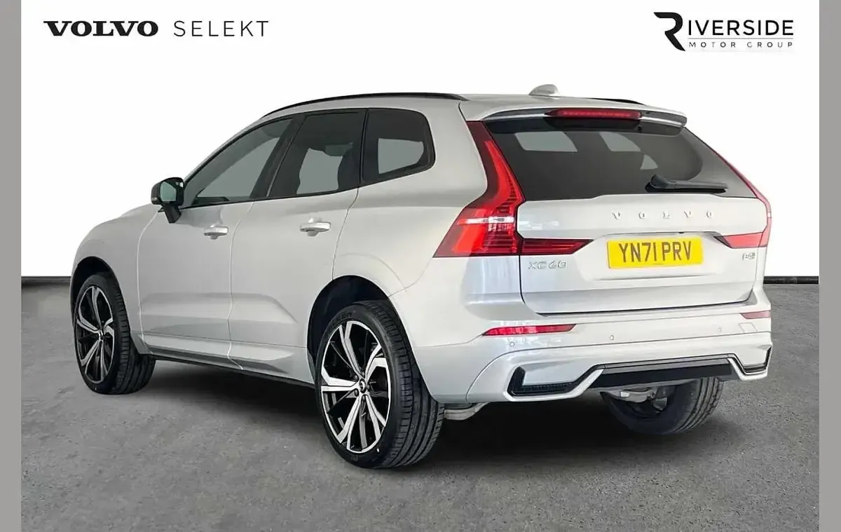 Used Volvo XC60 R-Design Pro 194 HP (142 kW) 2021 Other SUV