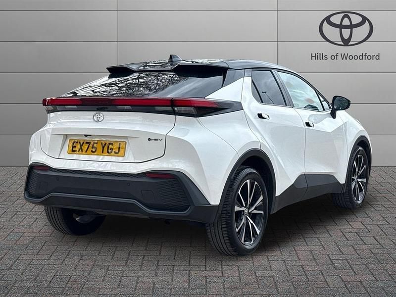 Used Toyota C-HR Design 2025 White SUV