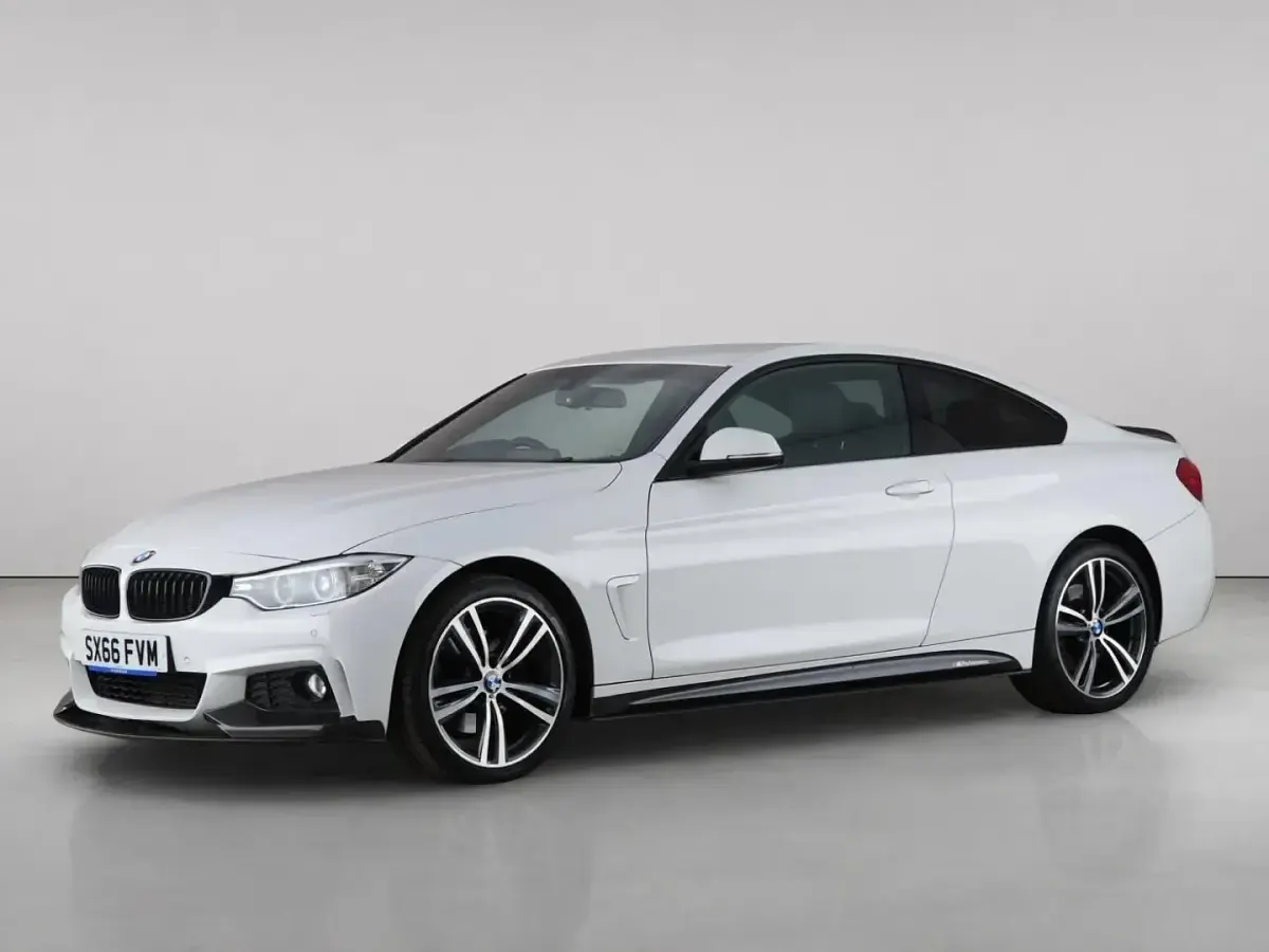 Used BMW 430 M Sport 258 HP (189 kW) 2017 White Coupe