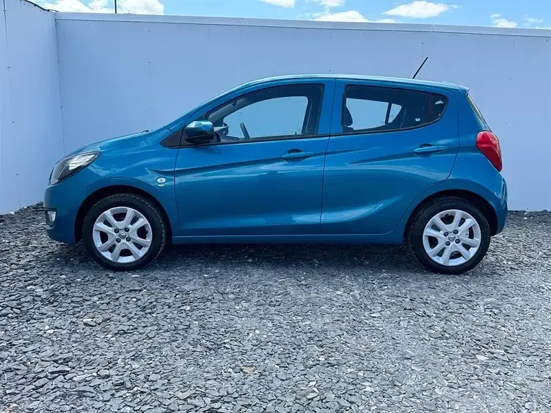 Used Vauxhall Viva 73 HP (53 kW) 2019 Blue Hatchback
