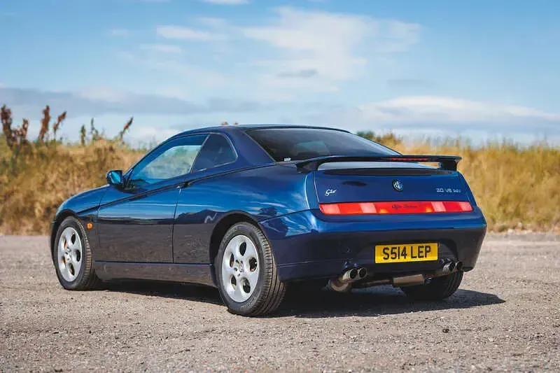 Used Alfa Romeo GTV 215 HP (158 kW) 2020 Blue