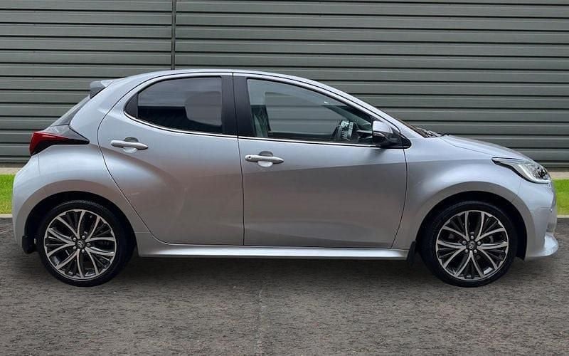 Used Toyota Yaris Hybrid 116 HP (85 kW) 2025 Hatchback