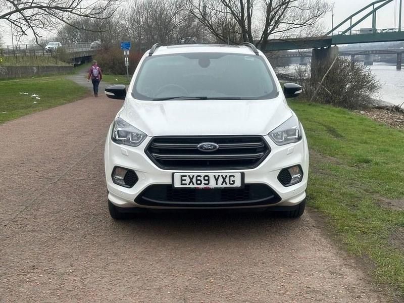 Used Ford Kuga ST-Line 180 HP (132 kW) 2019 White SUV