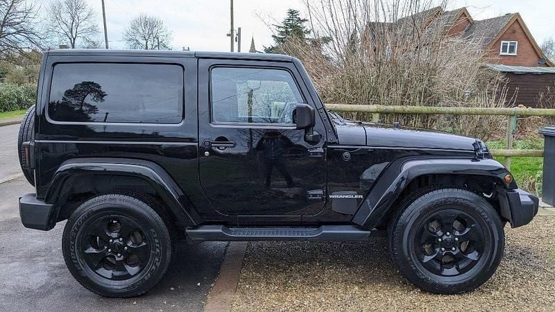 Black Used 2014 Jeep Wrangler Overland SUV | £9,700 (Good price) - Image 1/4