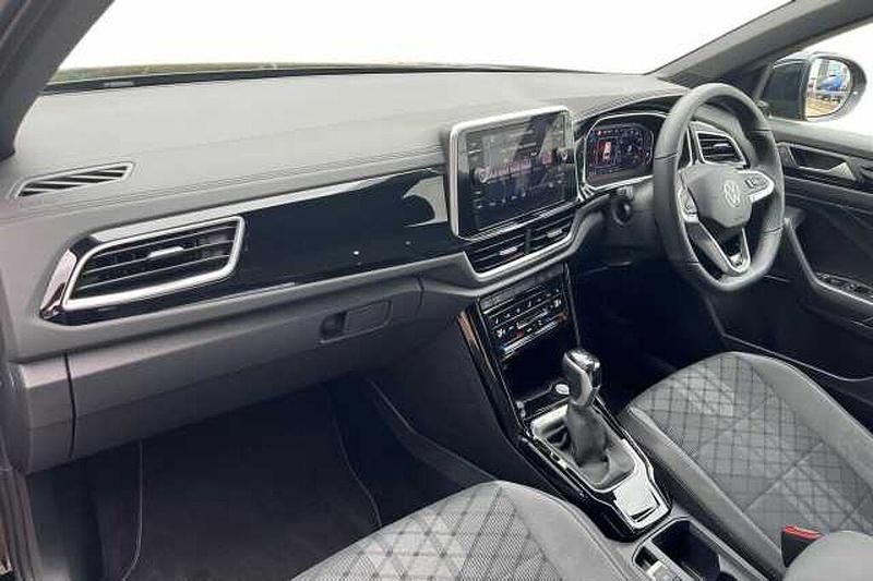 Used VW T-Roc 150 HP (110 kW) 2025 SUV