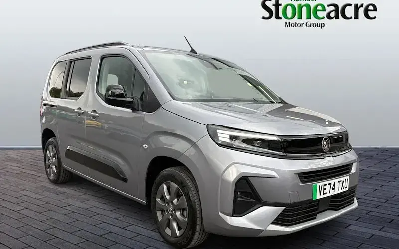 Used Vauxhall Combo Ultimate 100 kW (136 HP) 2025 MPV