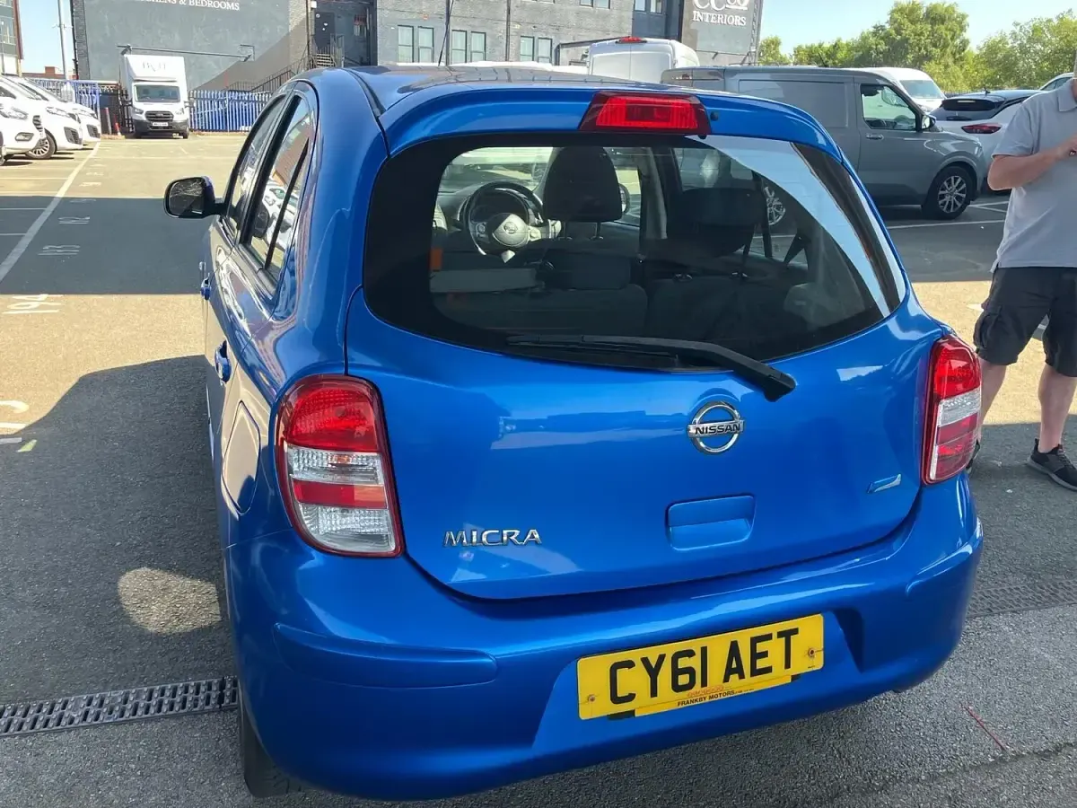 Used Nissan Micra Acenta 98 HP (72 kW) 2011 Blue Hatchback