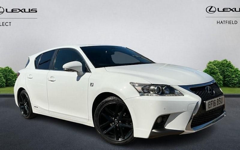 Used Lexus CT200h Sport Line 136 HP (100 kW) 2017 Hatchback