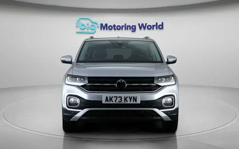 Usado VW T-Cross SEL 110 HP (80 kW) 2023 Prateado SUV