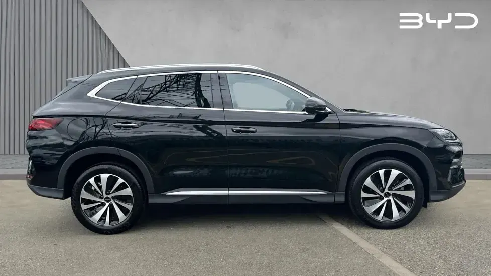 Used BYD Seal U Comfort 218 HP (160 kW) 2025 Black SUV