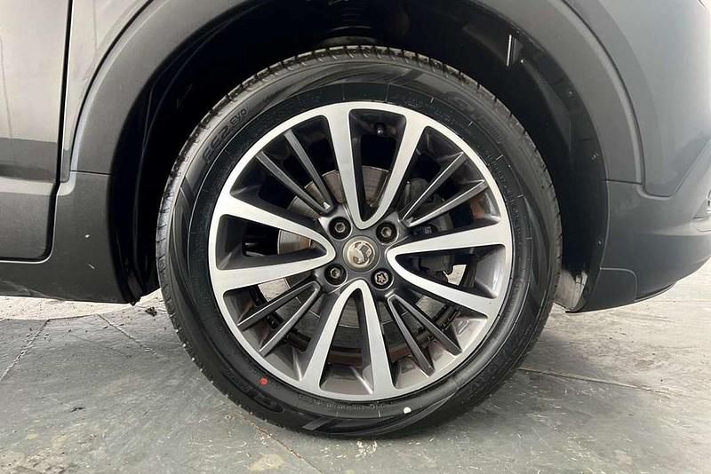 Used Vauxhall Crossland X Elite 130 HP (95 kW) 2018 Black SUV