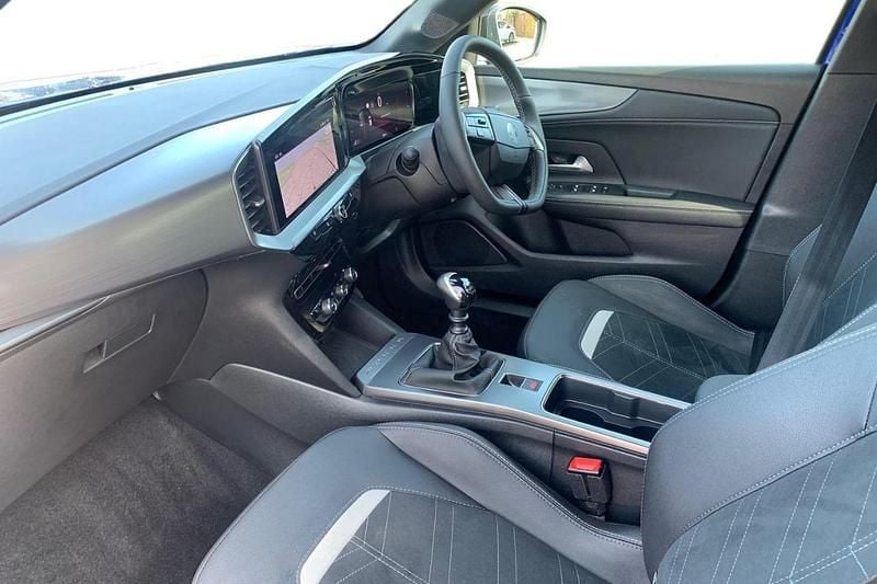 Used Vauxhall Mokka Ultimate 134 HP (98 kW) 2025 Blue SUV