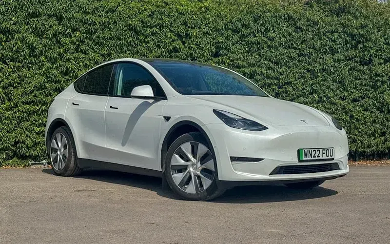 Used Tesla Model Y Long Range AWD 286 kW (389 HP) 2025 SUV