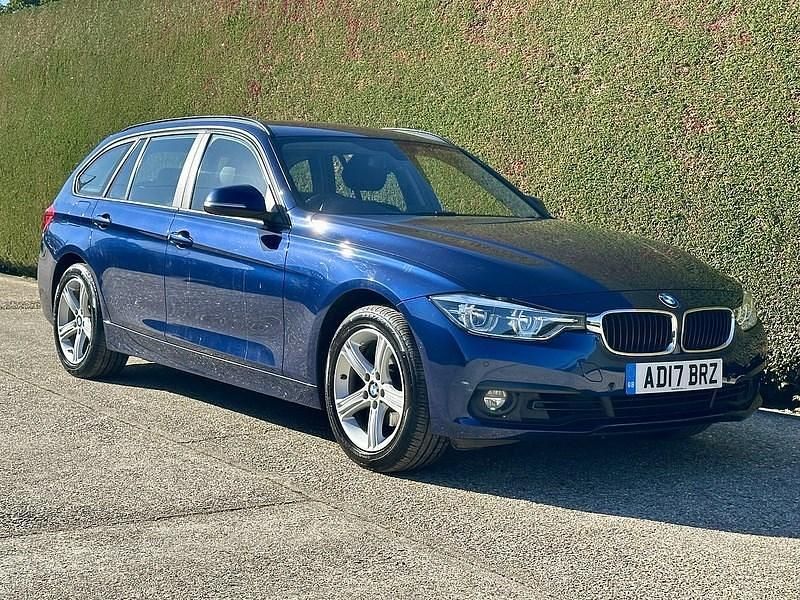 Blue Used 2017 BMW 320 Impressive Estate | £13,995 (Good price) - Image 1/4