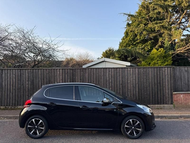 Used Peugeot 208 S 110 HP (80 kW) 2019 Black Hatchback