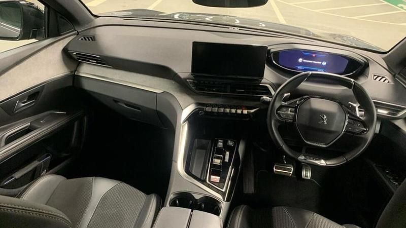 Used Peugeot 5008 GT 129 HP (94 kW) 2023 Grey SUV