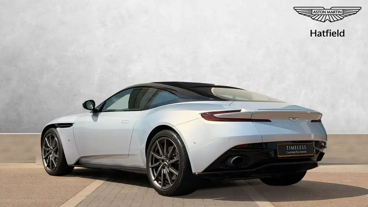 Used Aston Martin DB11 600 HP (441 kW) 2017 Silver Coupe