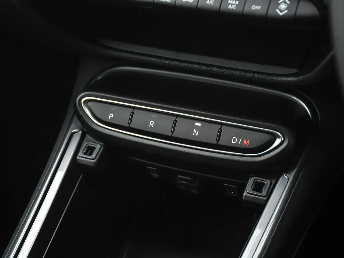 New Fiat 600 Icon 99 HP (72 kW) 2026 Orange SUV