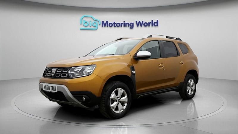 Used Dacia Duster Comfort 116 HP (85 kW) 2020 Orange SUV