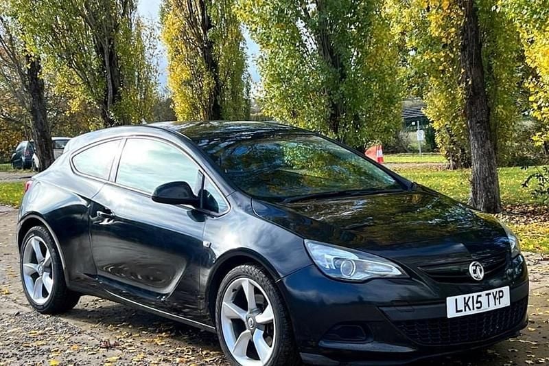 Used 2015 Vauxhall Astra GTC Sport Coupe | £2,850 (Good price) - Image 1/1