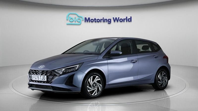 Used Hyundai i20 Advanced 101 HP (74 kW) 2025 Blue Hatchback