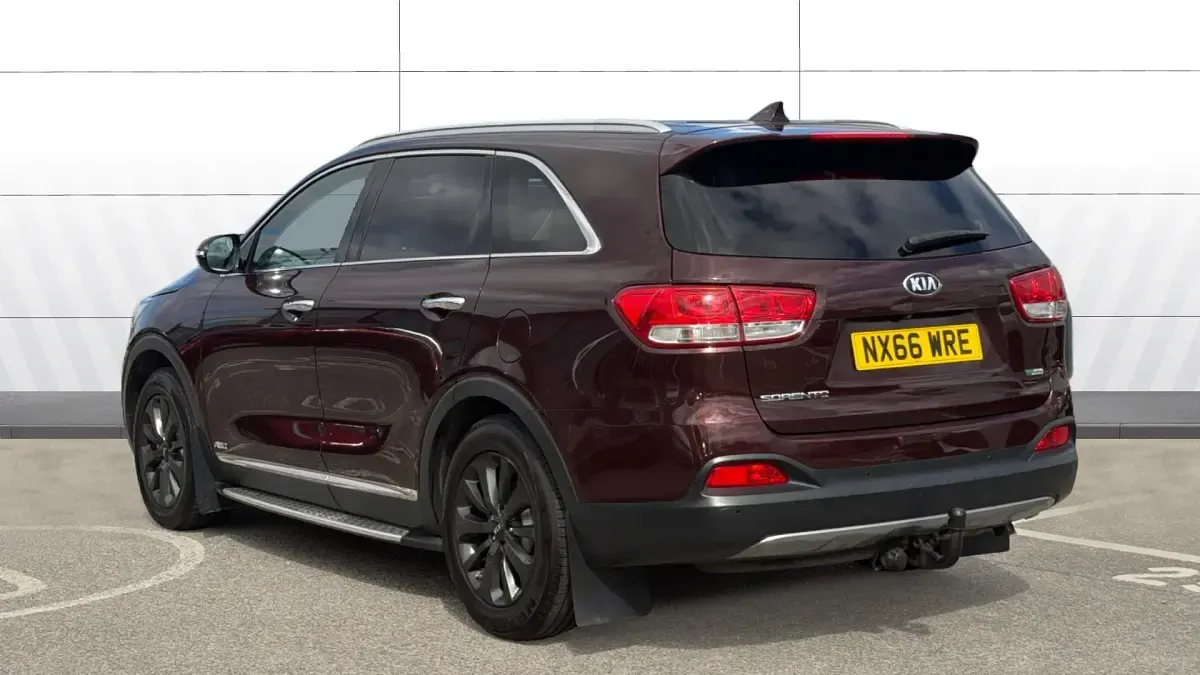 Used Kia Sorento 197 HP (144 kW) 2016 Red SUV