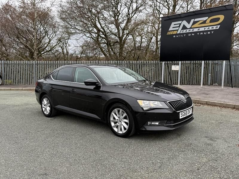Used Skoda Superb SE Technology 120 HP (88 kW) 2018 Black Hatchback