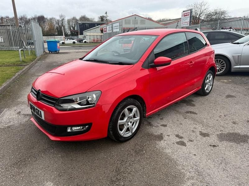 Begagnad VW Polo 70 HK (51 kW) 2010 Röd Halvkombi