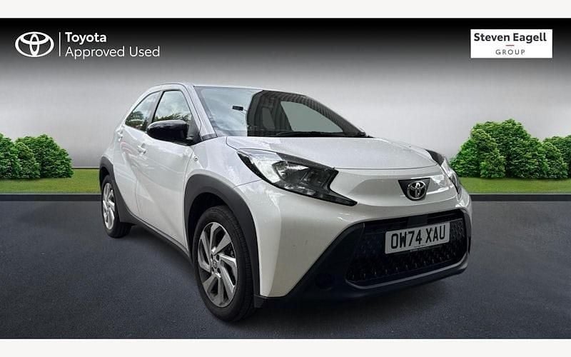 Used 2025 Toyota Aygo X PURE SUV | £13,788 - Image 1/4