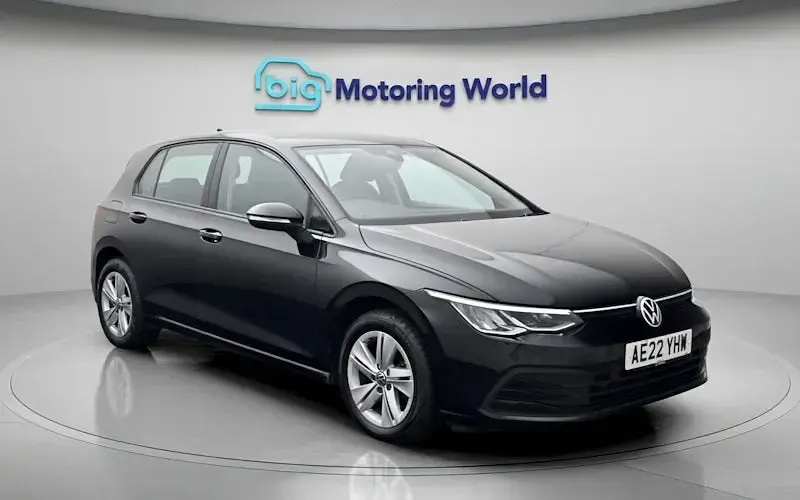 Used VW Golf VIII Life 110 HP (80 kW) 2022 Black Hatchback