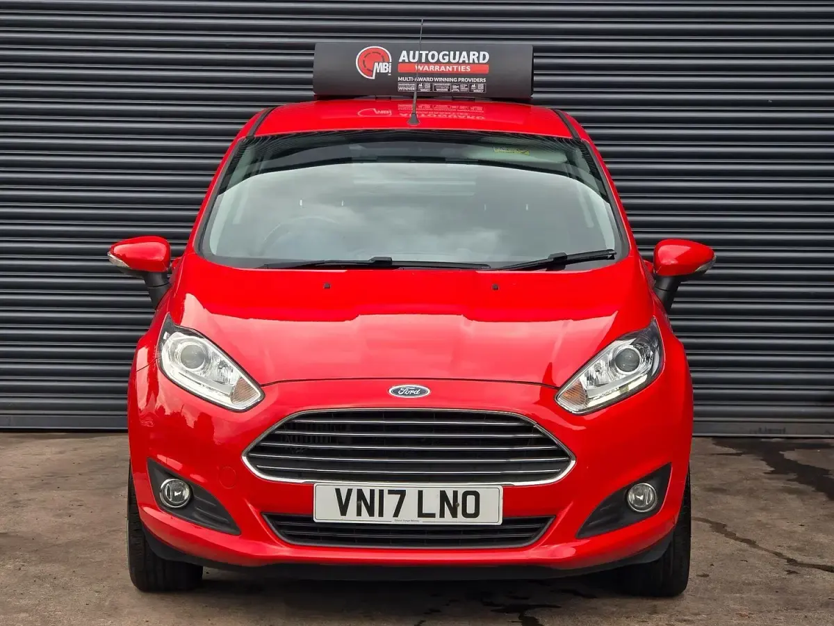 Used Ford Fiesta Zetec 98 HP (72 kW) 2017 Red Hatchback