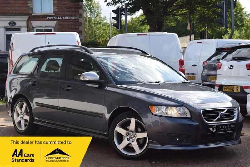 Grey Used 2009 Volvo V50 R-Design Estate | £3,695 (Expensive) - Image 1/4