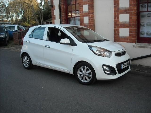 White Used 2014 Kia Picanto Hatchback | £3,995 (A bit pricey) - Image 1/4
